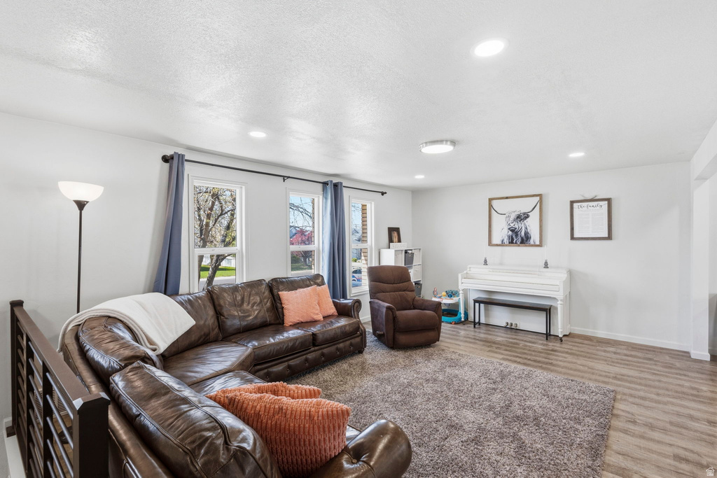 244 W 100 N Roosevelt, UT 84066