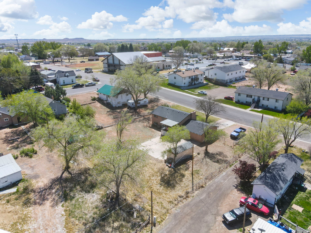 244 W 100 N Roosevelt, UT 84066