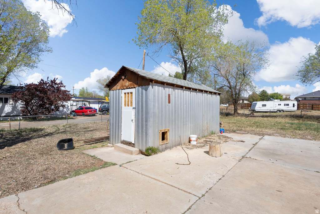 244 W 100 N Roosevelt, UT 84066