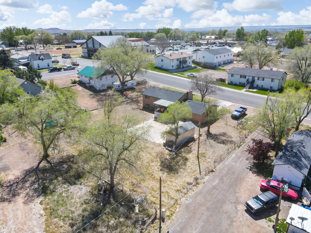 244 W 100 N Roosevelt, UT 84066