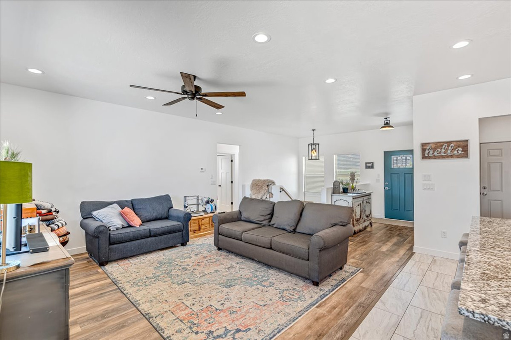 607 S 250 W Fountain Green, UT 84632