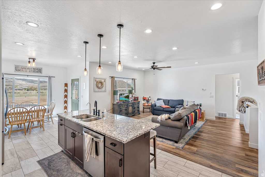 607 S 250 W Fountain Green, UT 84632