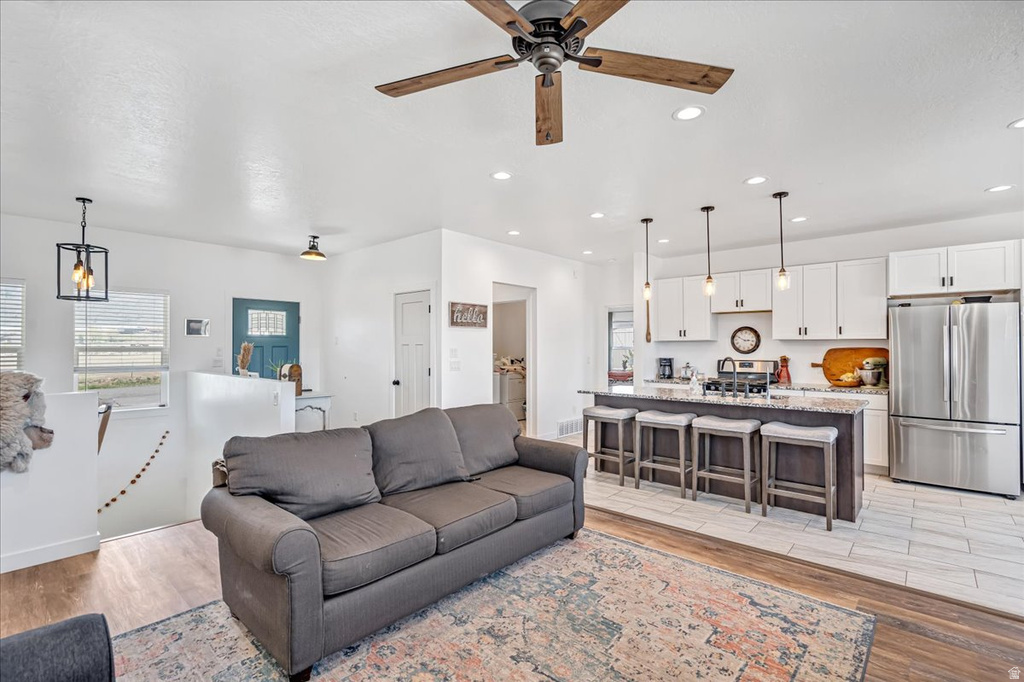 607 S 250 W Fountain Green, UT 84632