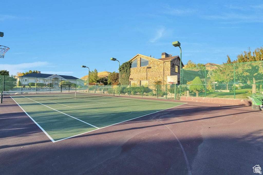 1040 E CANYON RD Hyde Park, UT 84318