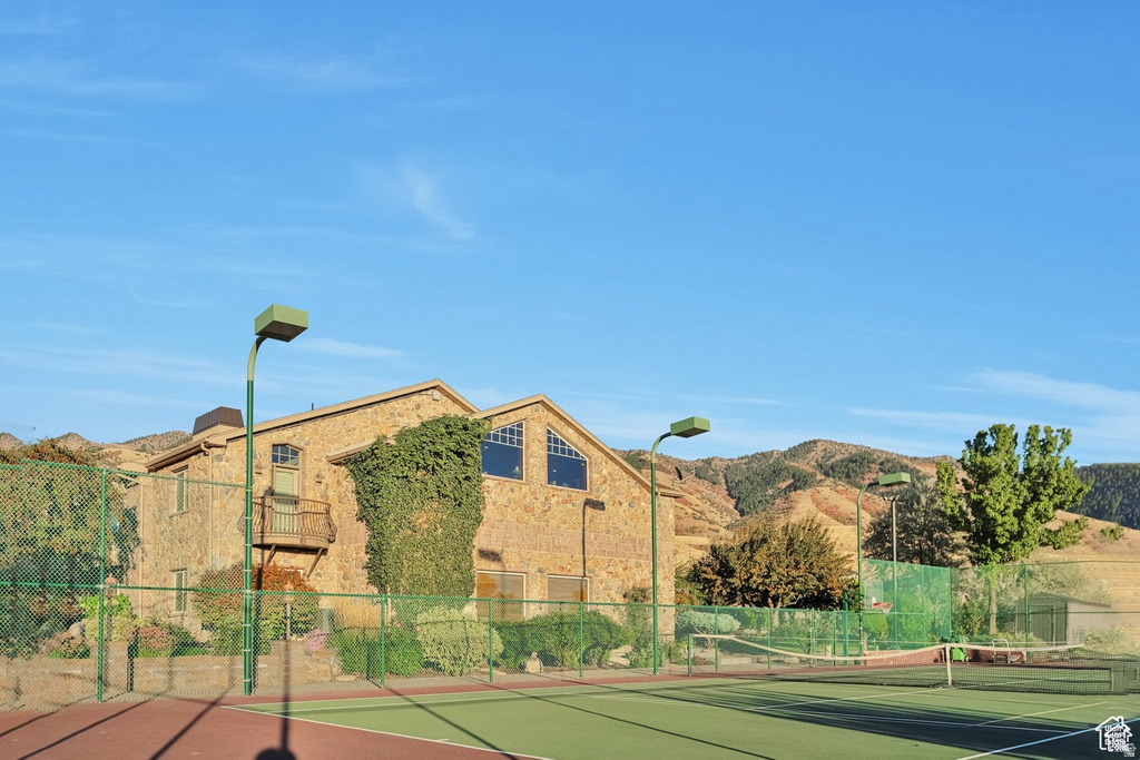 1040 E CANYON RD Hyde Park, UT 84318