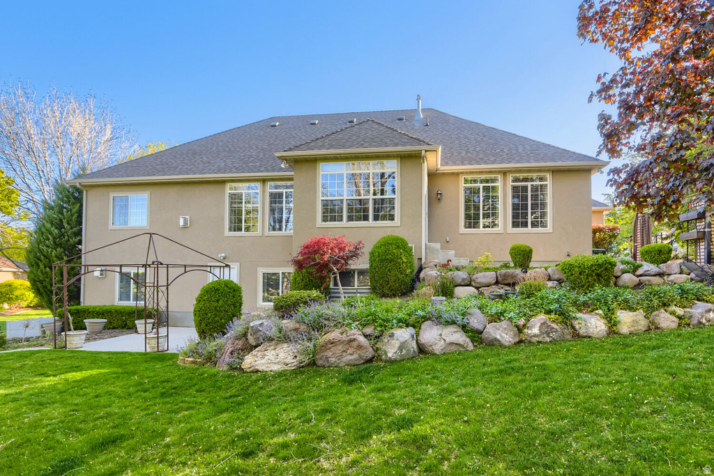 2066 E TIVOLI CT Draper, UT 84020