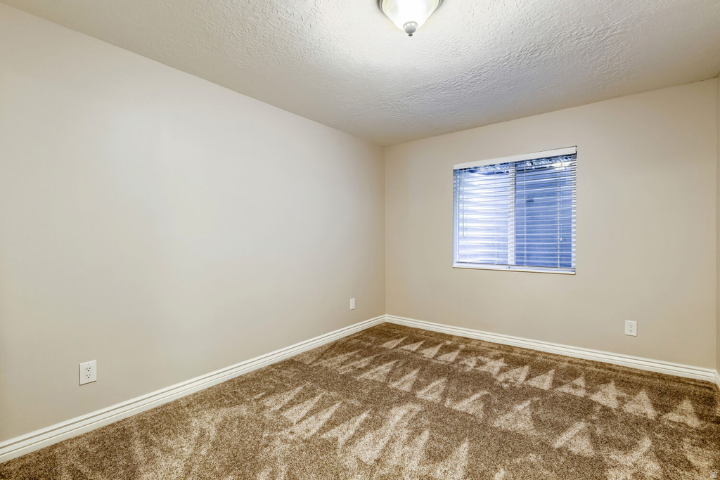 2066 E TIVOLI CT Draper, UT 84020