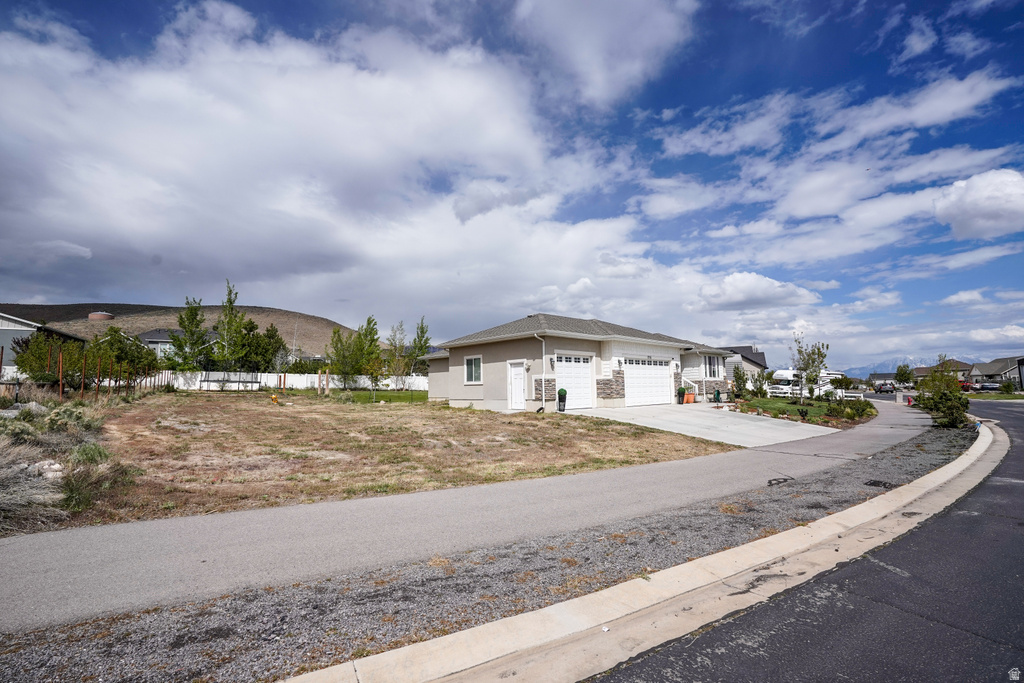 2315 E DUGWAY DR Eagle Mountain, UT 84005