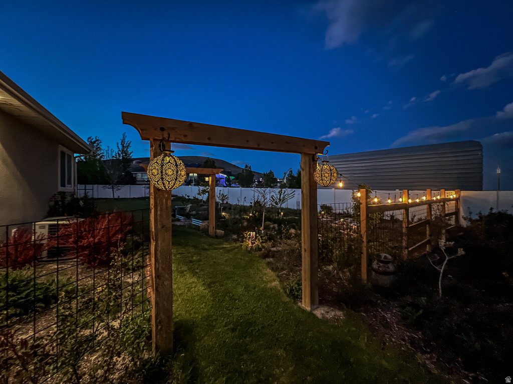 2315 E DUGWAY DR Eagle Mountain, UT 84005