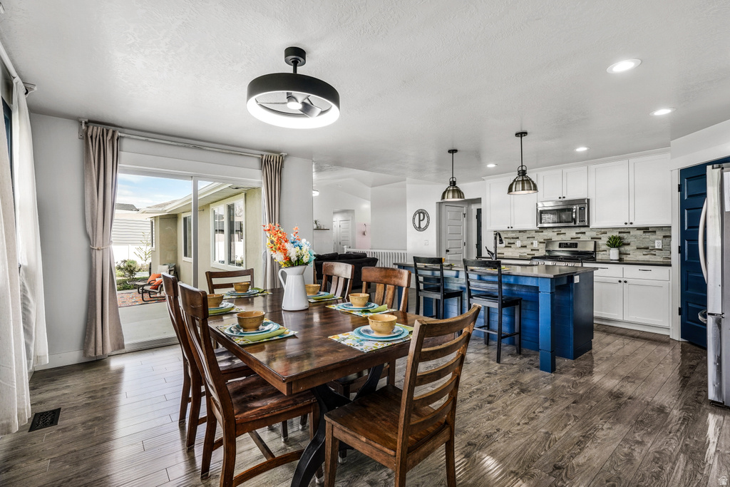 2315 E DUGWAY DR Eagle Mountain, UT 84005