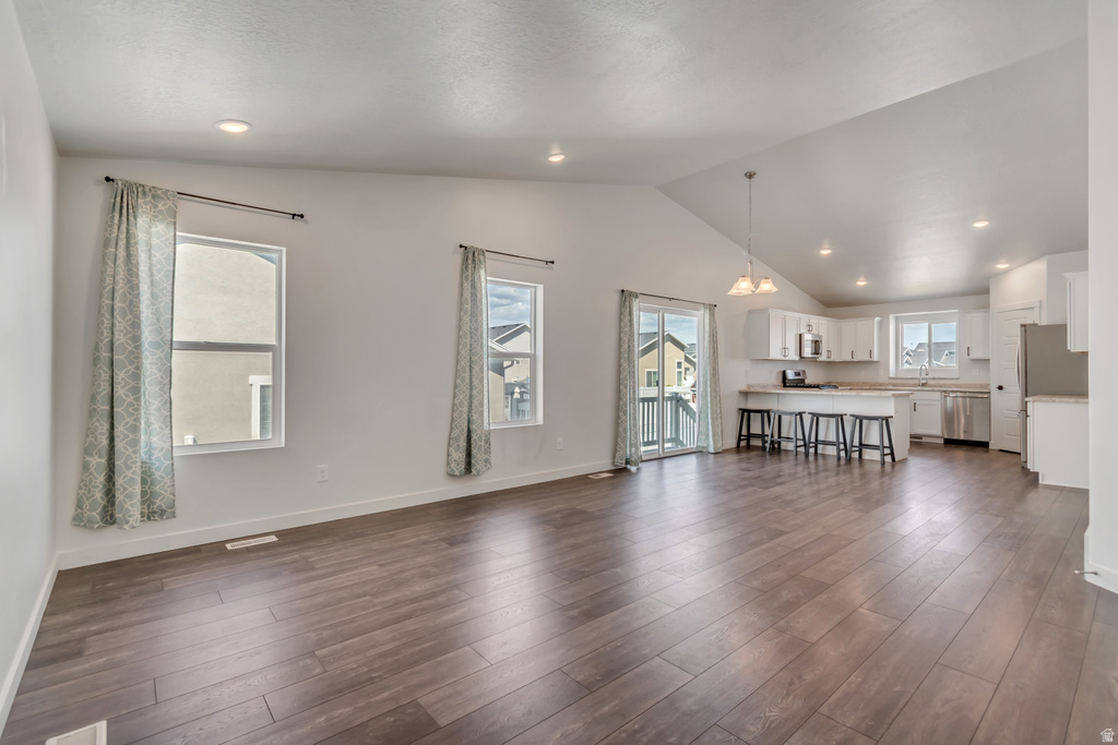 1529 E ERICKSON KNOLL LN Eagle Mountain, UT 84005