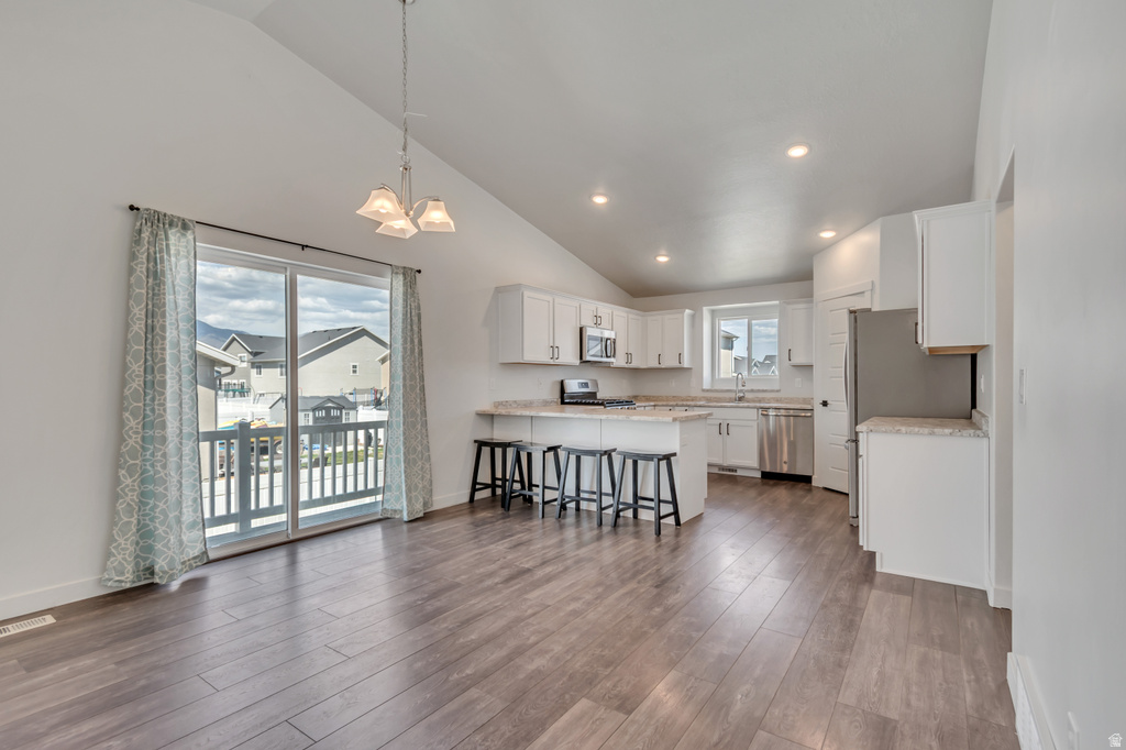 1529 E ERICKSON KNOLL LN Eagle Mountain, UT 84005