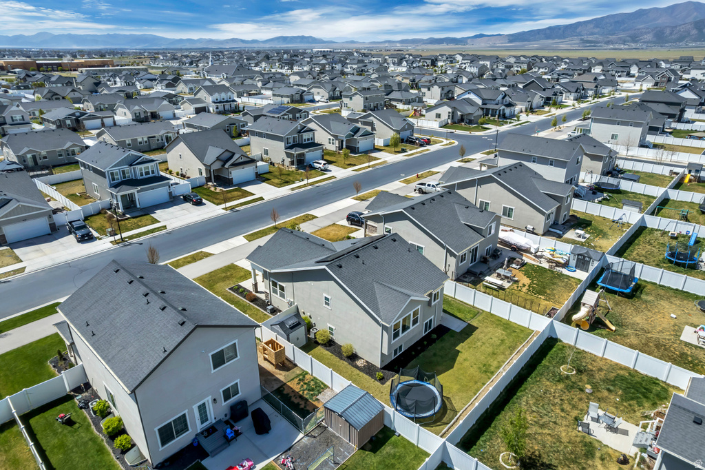 1529 E ERICKSON KNOLL LN Eagle Mountain, UT 84005