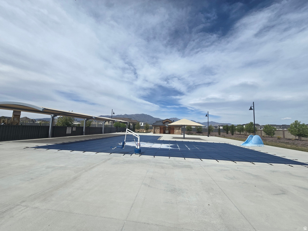1529 E ERICKSON KNOLL LN Eagle Mountain, UT 84005