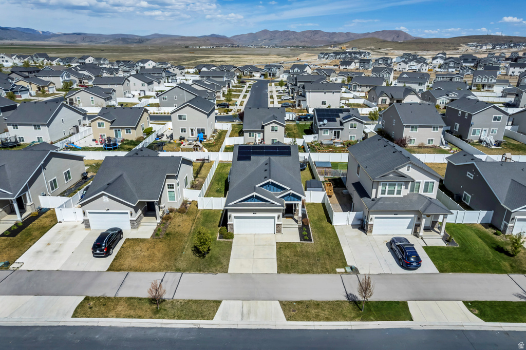 1529 E ERICKSON KNOLL LN Eagle Mountain, UT 84005