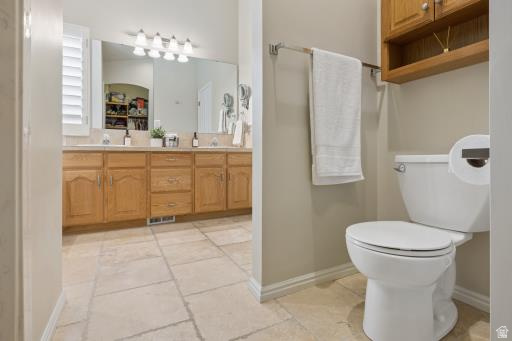 1097 W SNOWFLAKE CIR South Jordan, UT 84095