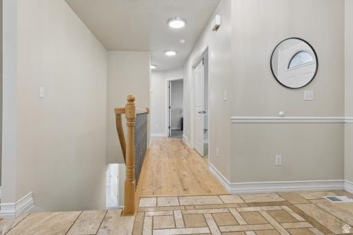 1097 W SNOWFLAKE CIR South Jordan, UT 84095