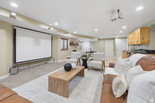 1097 W SNOWFLAKE CIR South Jordan, UT 84095