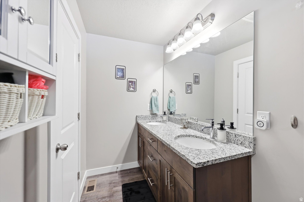 25 W 555 LN #19 Tooele, UT 84074