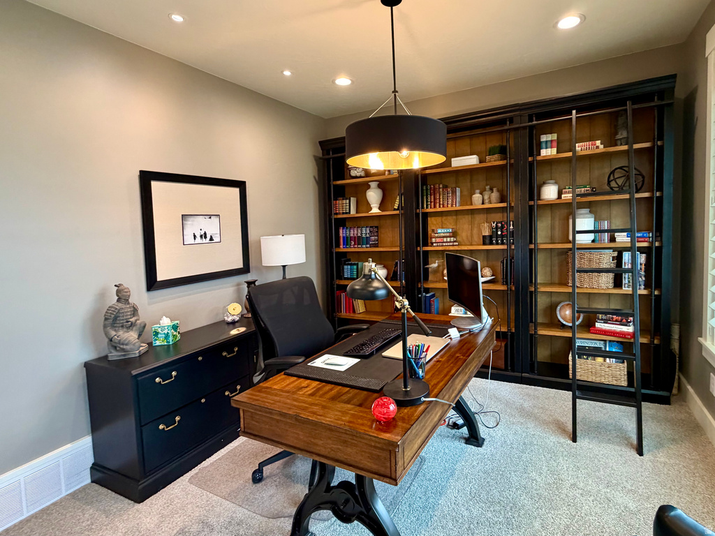 222 S 650 W Hyrum, UT 84319