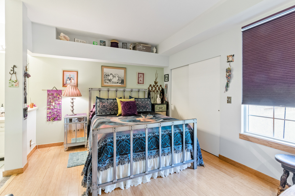 5438 S SPINNAKER ROW Salt Lake City, UT 84123