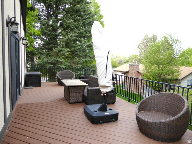 1340 CLIFFSIDE DR Logan, UT 84321