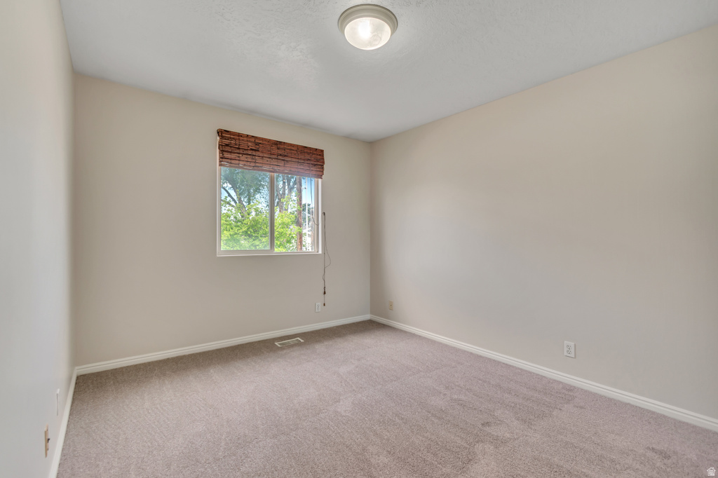 3199 S 945 E Millcreek, UT 84106