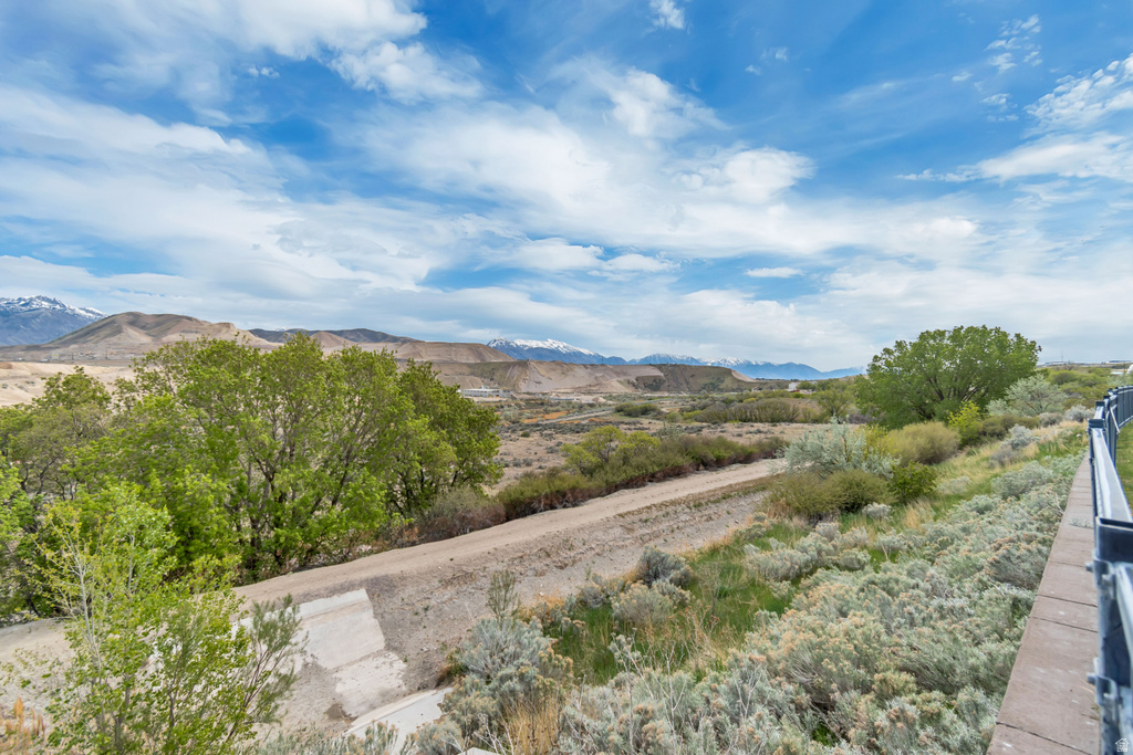 16342 S COUPLER LN Bluffdale, UT 84065