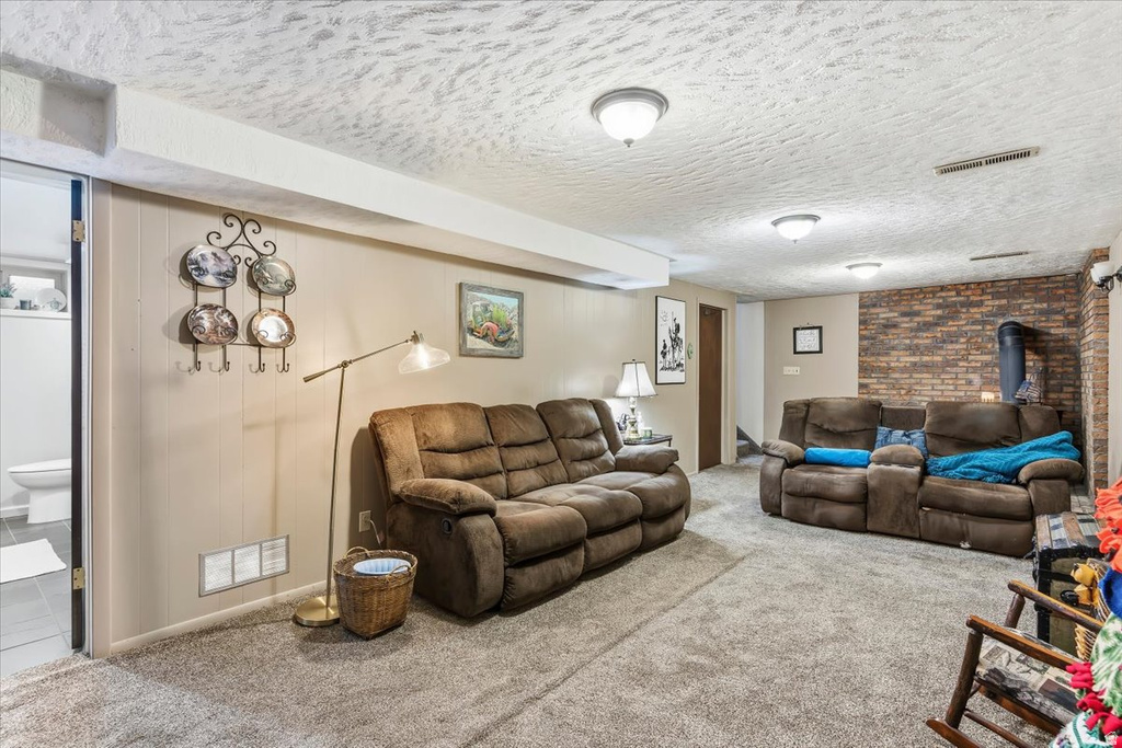 372 E 3250 N North Ogden, UT 84414