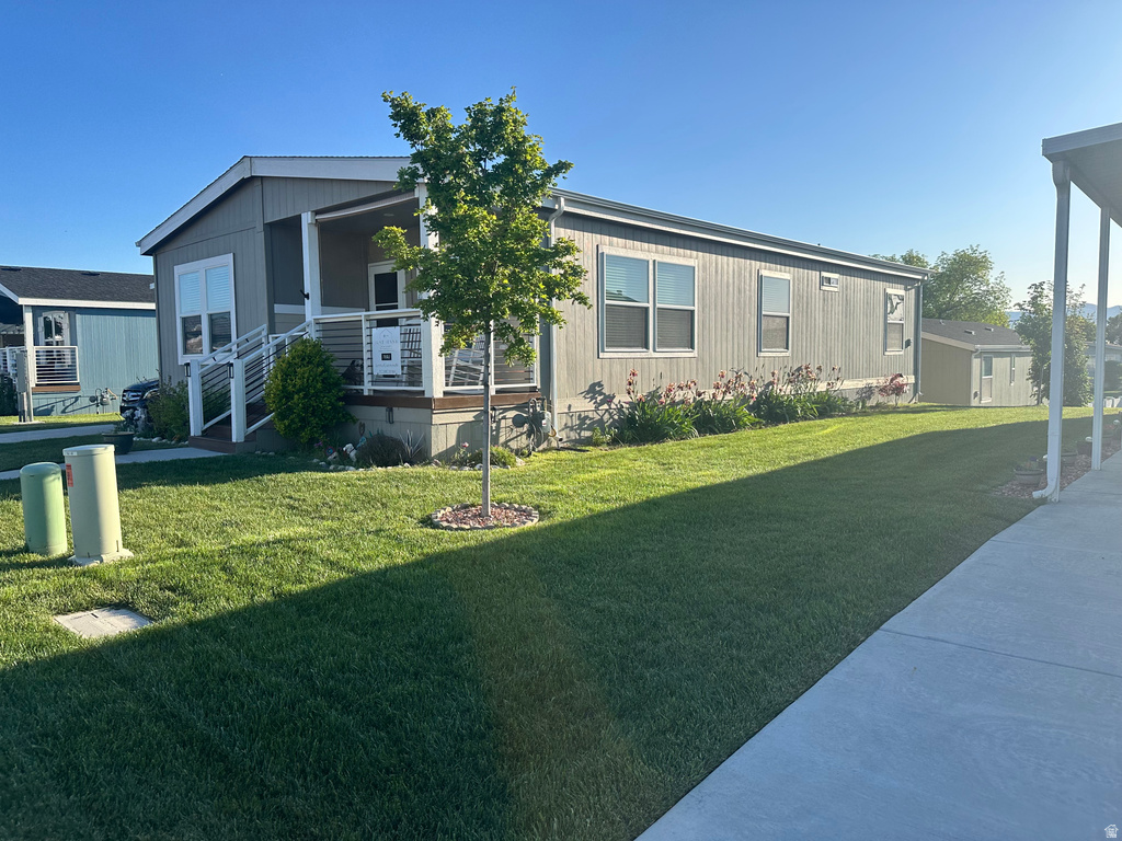 6428 S 740 W photo 3