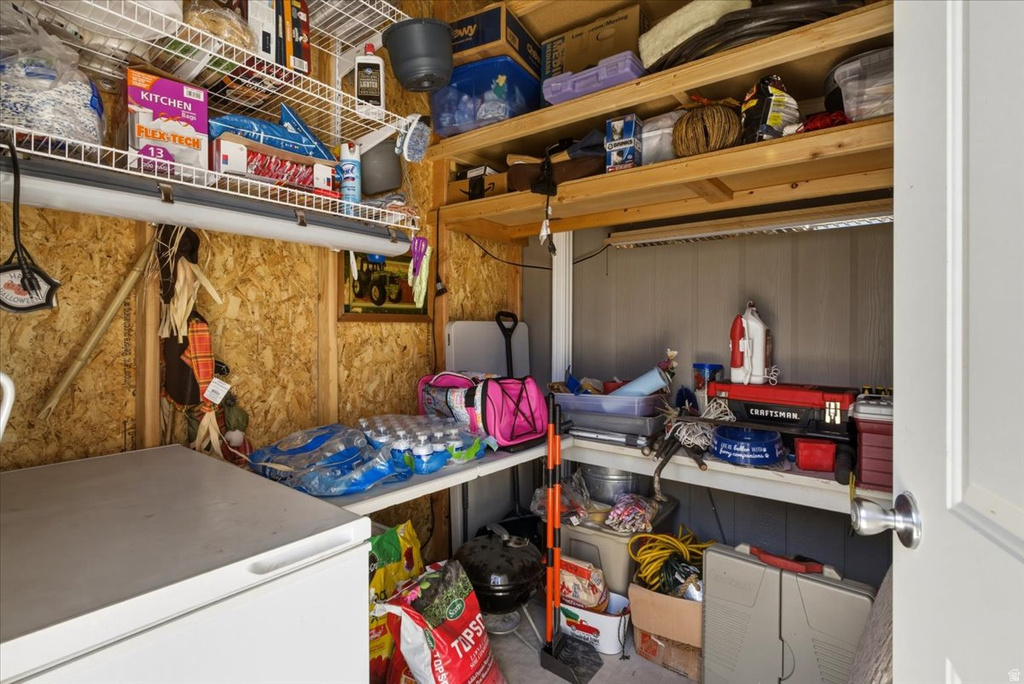 6428 S 740 W Murray, UT 84123