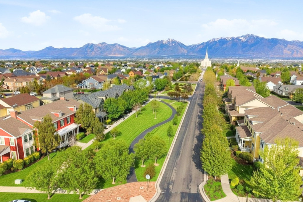 10947 S INDIGO SKY WAY South Jordan, UT 84009