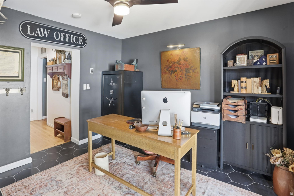 290 N 200 W Lehi, UT 84043