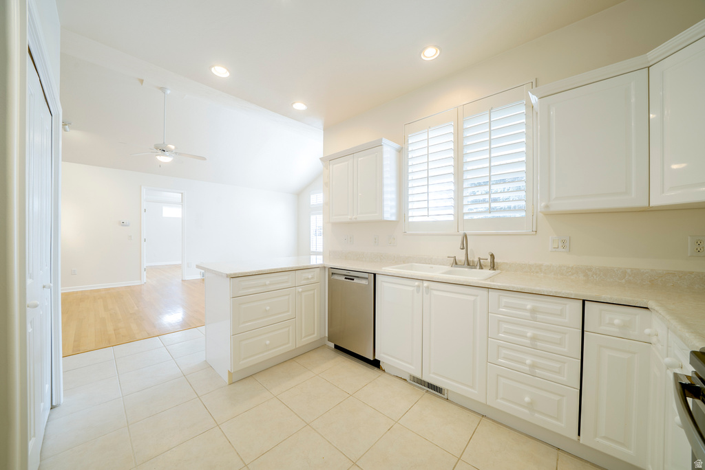 1569 W EASY ST South Jordan, UT 84095