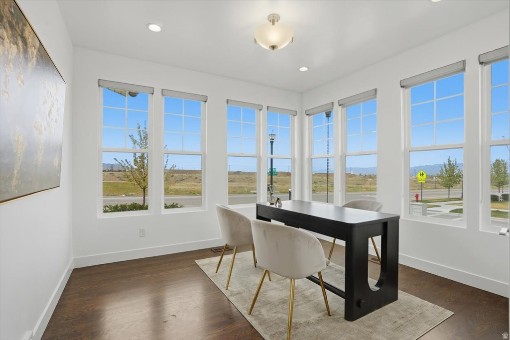 10328 S YELLOW KNIFE WAY South Jordan, UT 84009