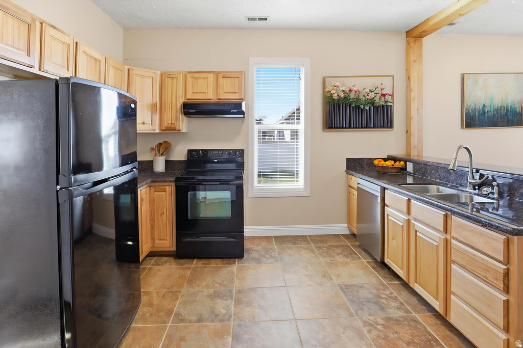 2962 S OGDEN AVE Ogden, UT 84403