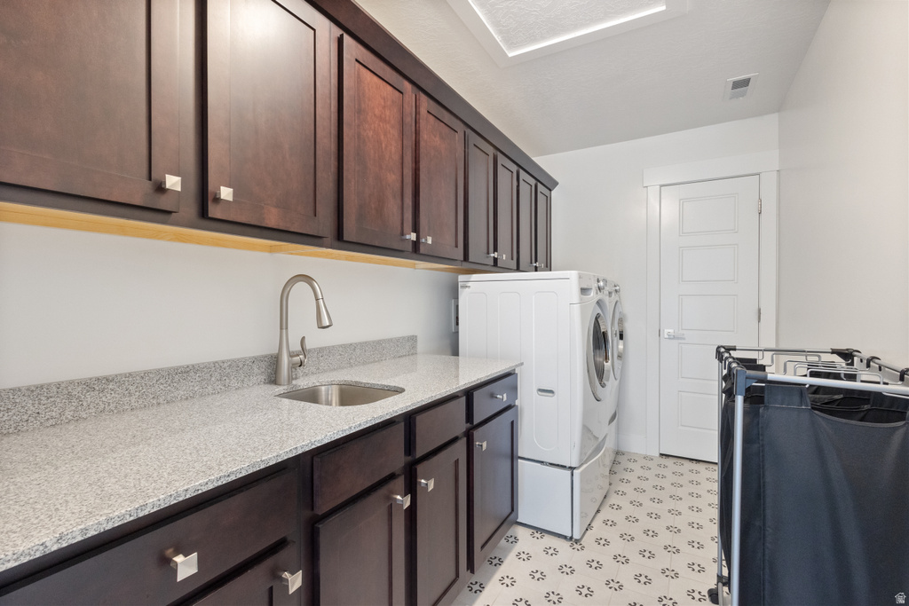2493 E LONE HILL DR Draper (UT Cnty), UT 84020