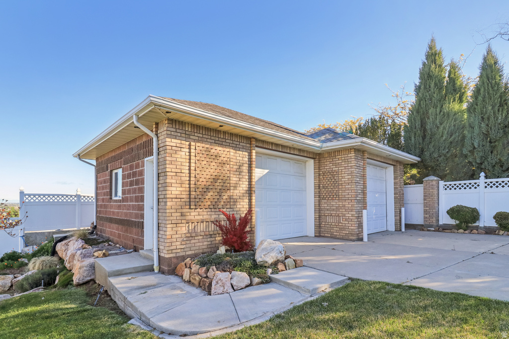 4164 S 2400 W Roy, UT 84067