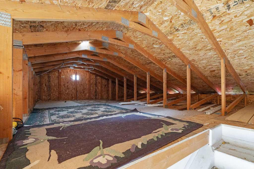 9085 S 440 E Sandy, UT 84070