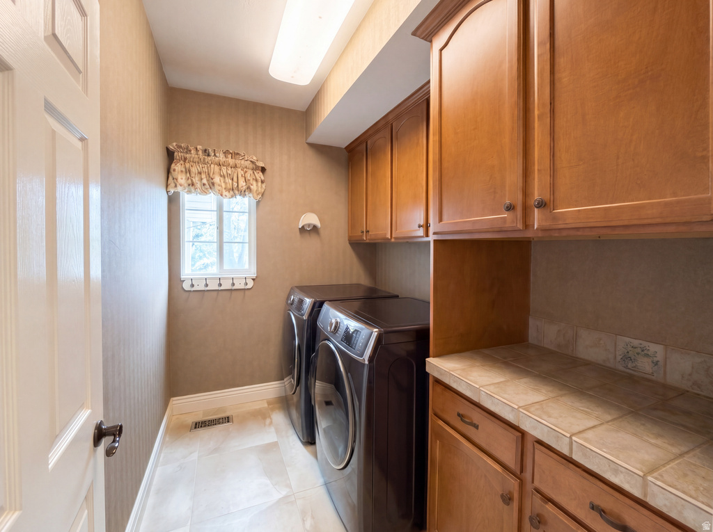 557 E HOLLOW CREEK RD Draper, UT 84020