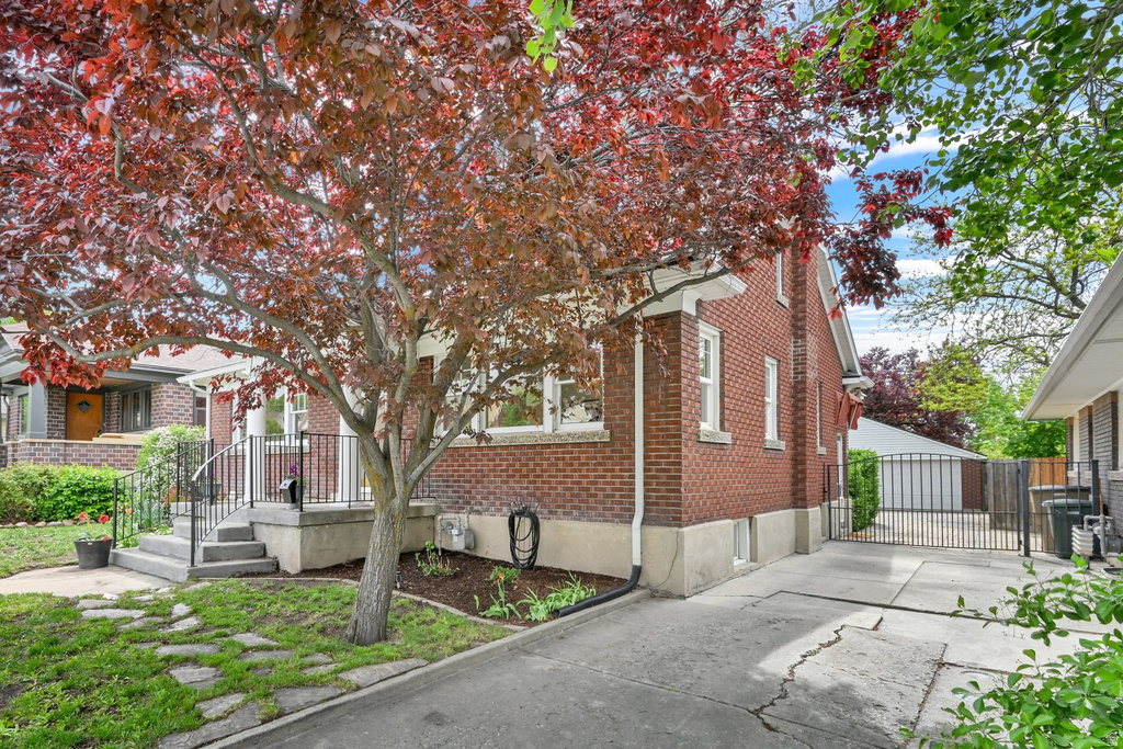 1364 E 1300 S Salt Lake City, UT 84105