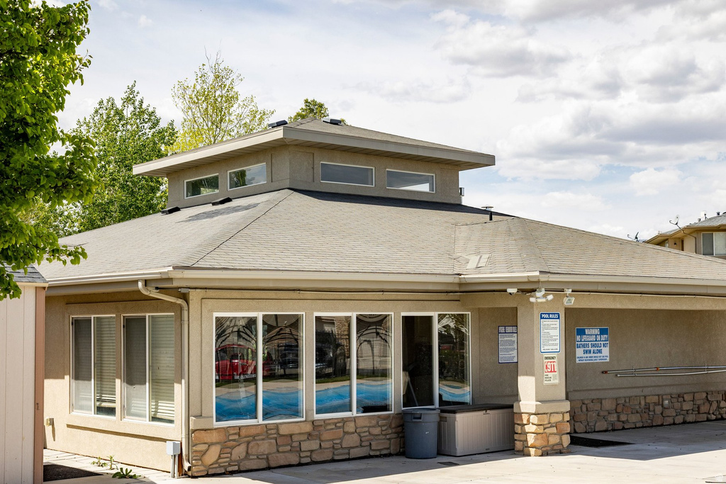 4859 W TIMBER RUN DR Riverton, UT 84096