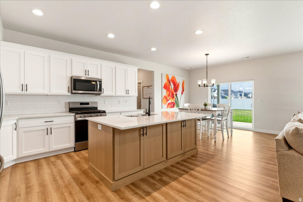 3128 N 3075 W Plain City, UT 84404