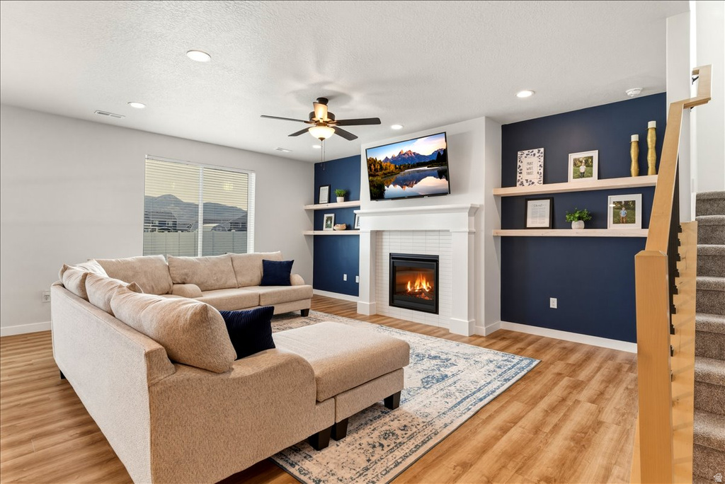 3128 N 3075 W Plain City, UT 84404