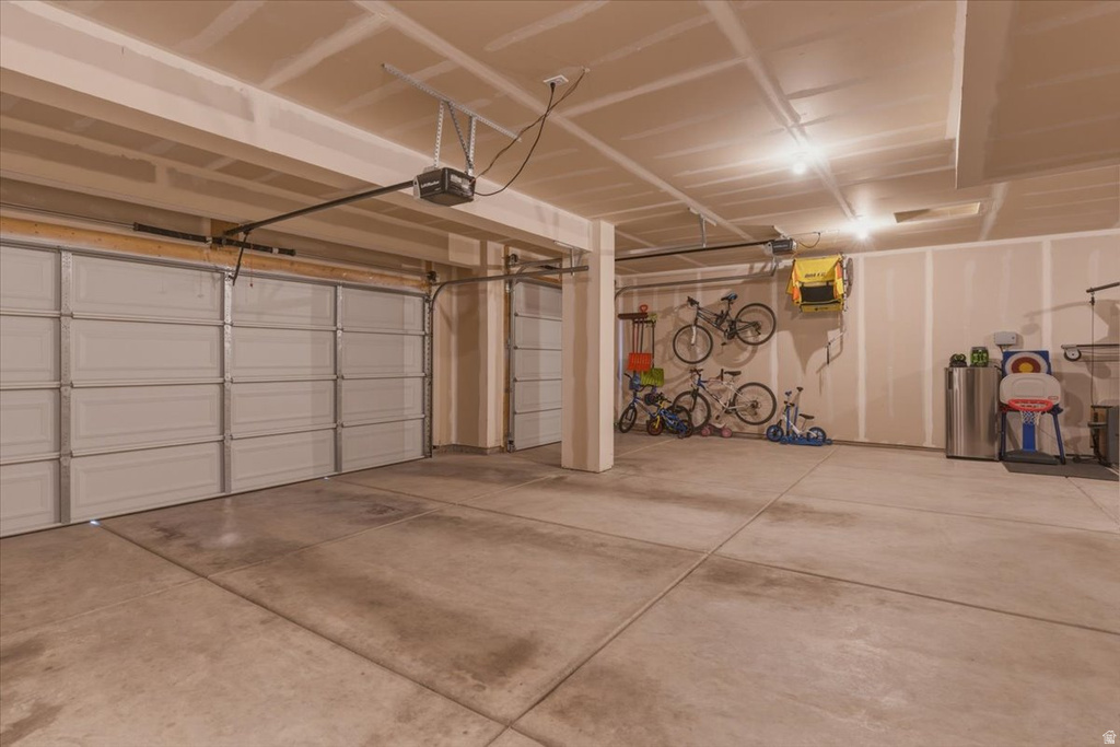 3128 N 3075 W Plain City, UT 84404