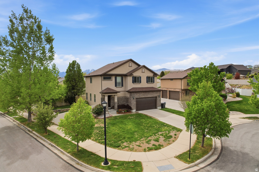 3941 W HOPKINTON CIR South Jordan, UT 84009