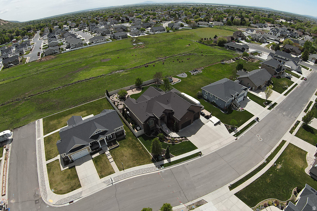 909 E 2050 N North Ogden, UT 84414