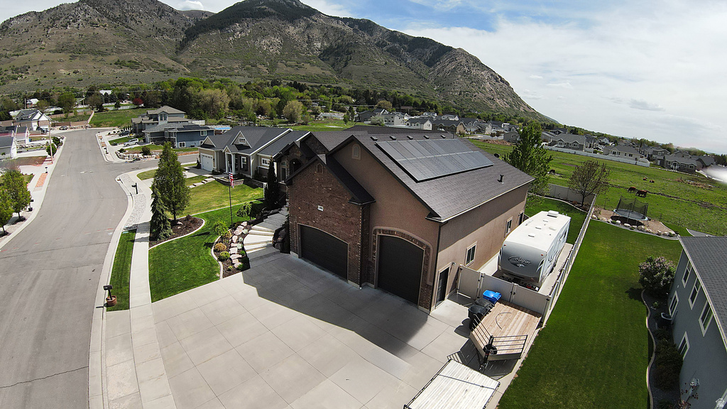 909 E 2050 N North Ogden, UT 84414