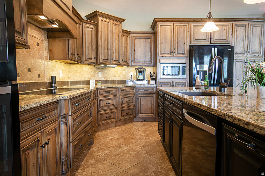 909 E 2050 N North Ogden, UT 84414