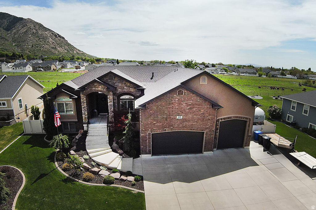 909 E 2050 N North Ogden, UT 84414